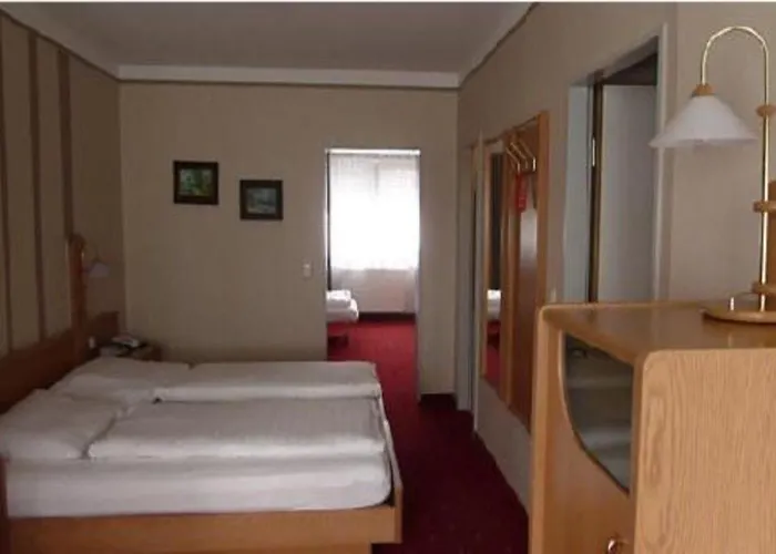 Hotel Domino